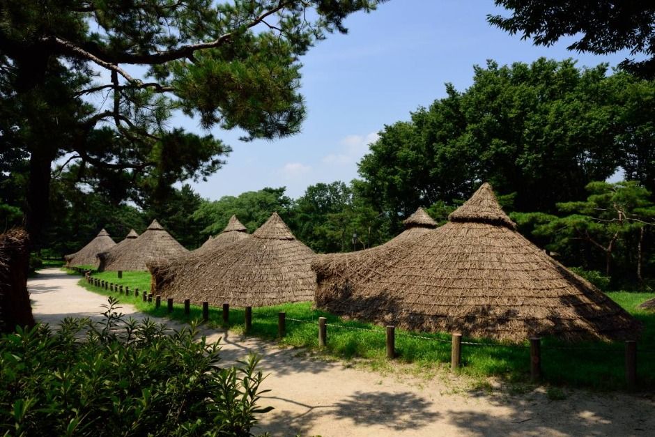 서울 암사동 선사 주거지